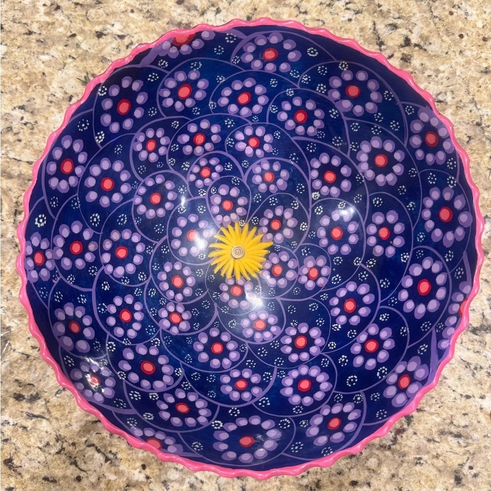 Vintage Pink Talavera Mexican Pottery Bowl circa 1980s 11" across Mexico pottery - Picture 1 of 4